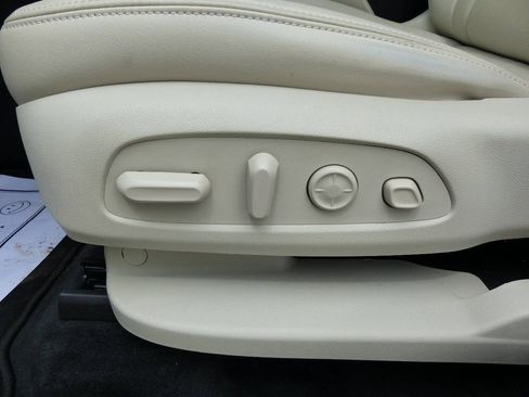 Used 2022 Buick Enclave Premium w/ Surround and Sites Package FWD image 24