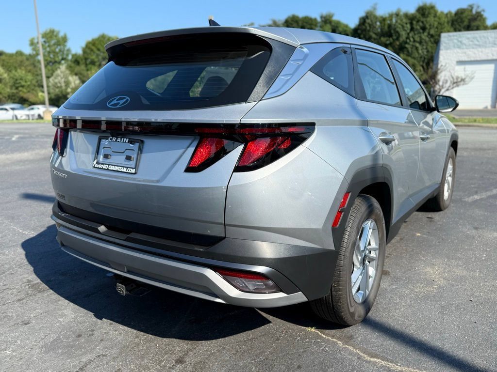 New 2025 Hyundai Tucson SE FWD image 7