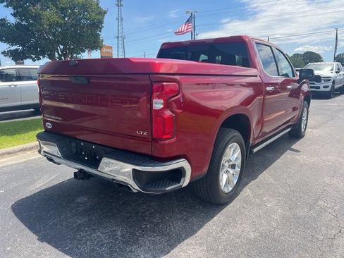 Used 2022 Chevrolet Silverado 1500 LTZ AWD/4WD image 23