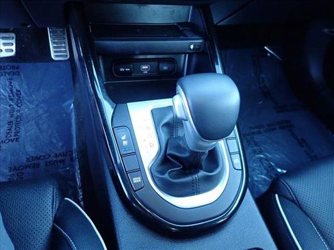 Used 2024 Kia Forte GT-Line w/ GT-Line Premium Package image 18