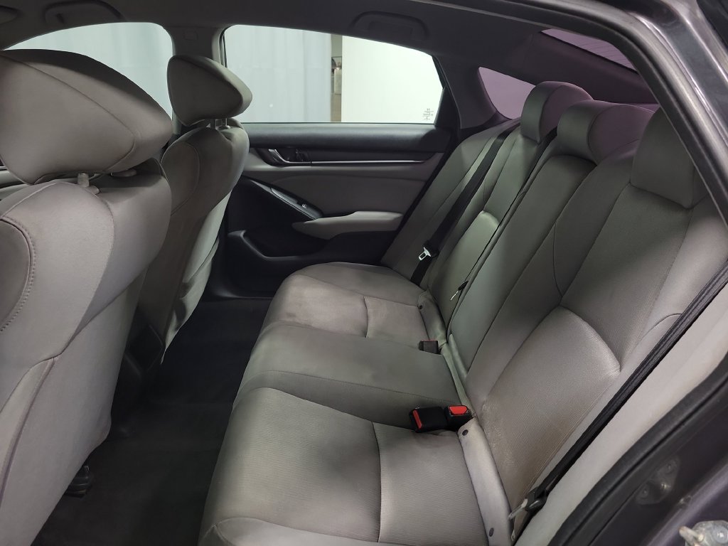 Used 2018 Honda Accord LX image 29