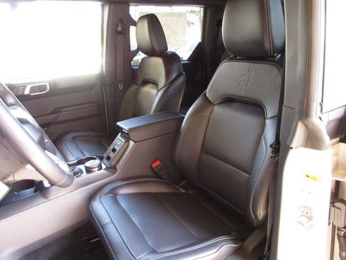 New 2026 Ford Bronco Outer Banks w/ Sasquatch Package AWD/4WD image 10