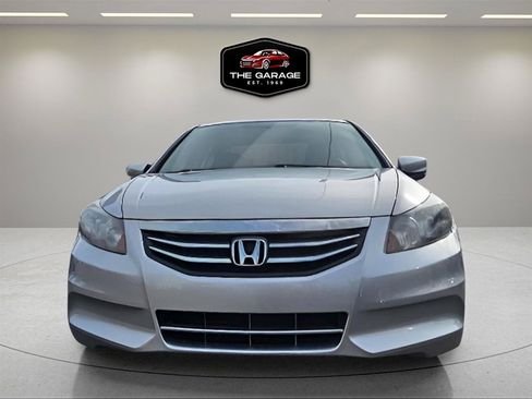 Used 2011 Honda Accord LX image 2
