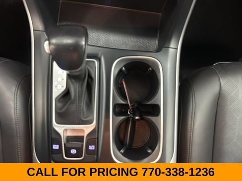Used 2023 Kia Carnival LX FWD image 23