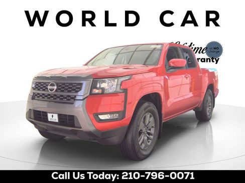 Used 2025 Nissan Frontier SV w/ SV Convenience Package RWD image 4