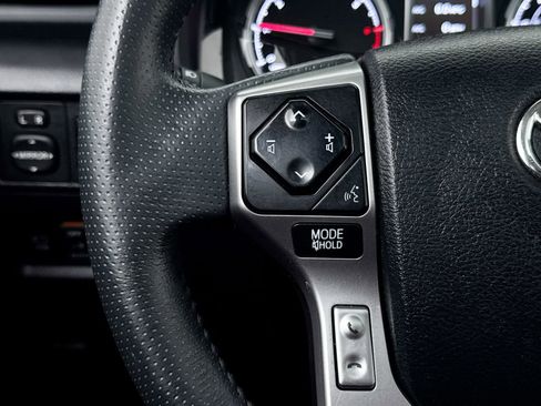 Used 2022 Toyota 4Runner Limited image 34