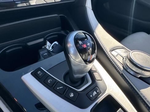 Used 2018 BMW M6 Convertible w/ Competition Package image 19