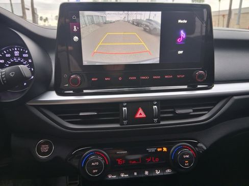 Used 2024 Kia Forte GT-Line image 24