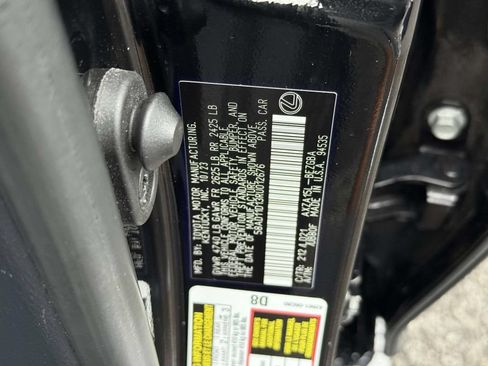 Used 2024 Lexus ES 250 w/ Premium Package AWD/4WD image 31