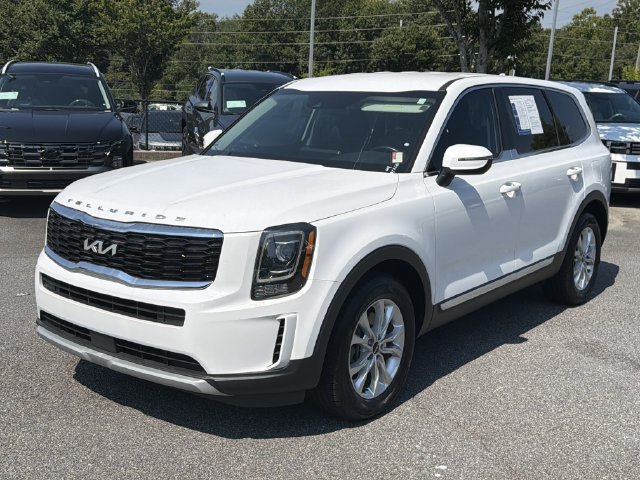 Used 2022 Kia Telluride LX AWD/4WD image 3