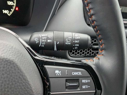 Used 2025 Honda HR-V Sport image 26