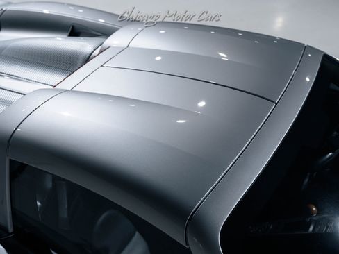 Used 2005 Porsche Carrera GT RWD image 49
