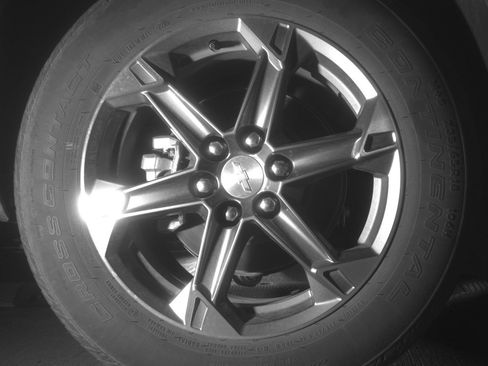 Used 2025 Chevrolet Blazer LT FWD image 15