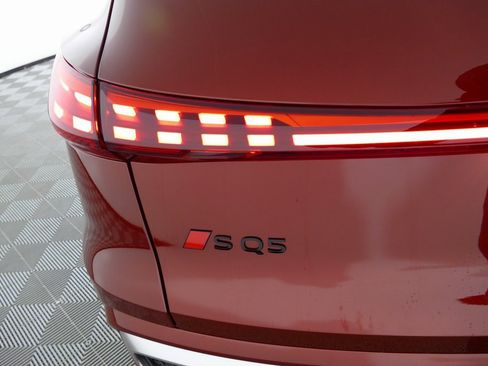 New 2025 Audi SQ5 Premium Plus image 29