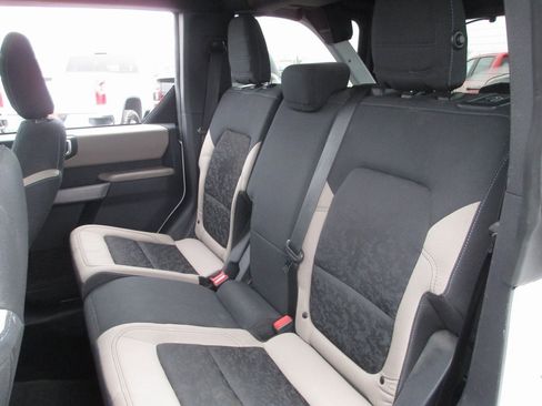 Used 2022 Ford Bronco Wildtrak image 18