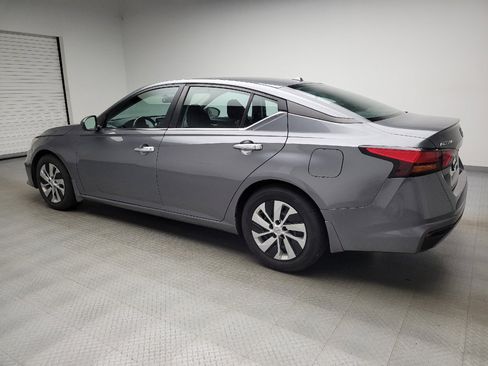 Used 2019 Nissan Altima 2.5 S FWD image 3