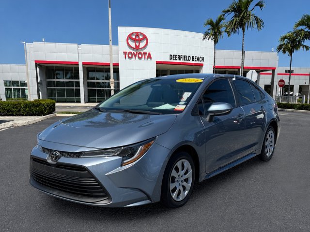 Used 2024 Toyota Corolla LE FWD image 3