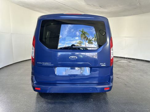 Used 2016 Ford Transit Connect XLT image 10