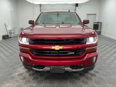 Used 2018 Chevrolet Silverado 1500 LT w/ All Star Edition image 16