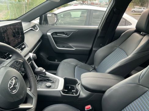 Used 2025 Toyota RAV4 XSE image 27