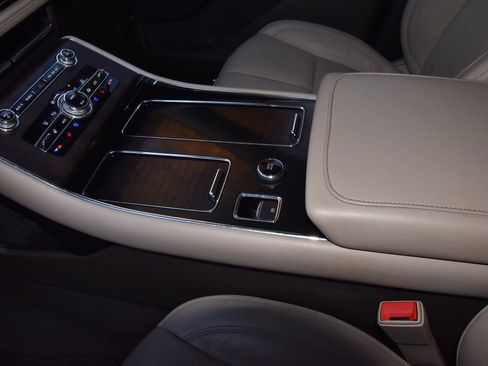 Used 2022 Lincoln Aviator Reserve w/ Equipment Group 201A image 33