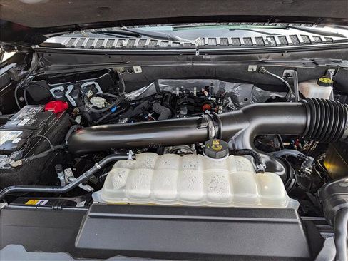 Used 2024 Lincoln Navigator L Reserve AWD/4WD image 12