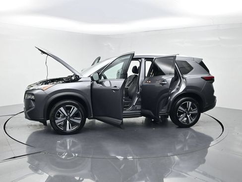 Used 2026 Nissan Rogue SL FWD image 28