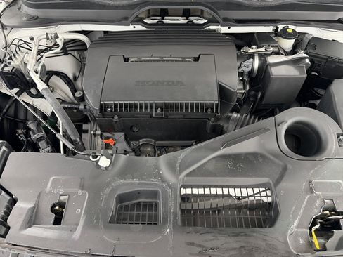 Used 2023 Honda Pilot TrailSport image 11