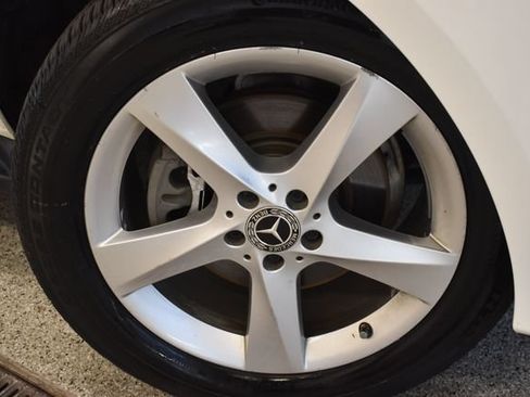 Used 2018 Mercedes-Benz GLE 350 4MATIC image 31