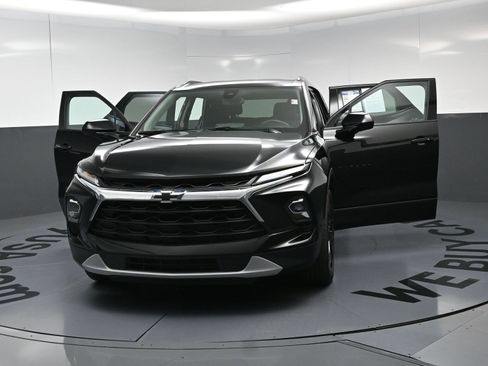 Used 2024 Chevrolet Blazer LT w/ Convenience Package FWD image 22
