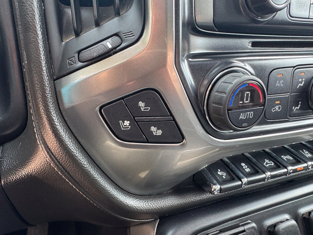 Used 2016 Chevrolet Silverado 2500 LTZ w/ Duramax Plus Package AWD/4WD image 30
