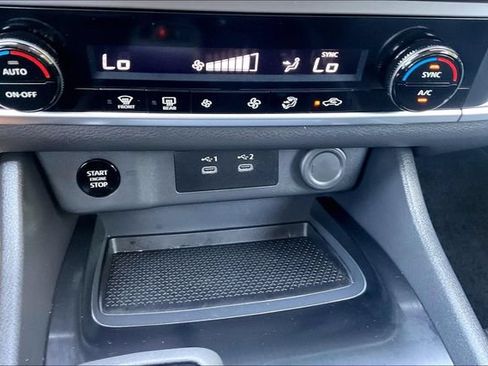 Certified 2026 Nissan Rogue SV FWD image 28