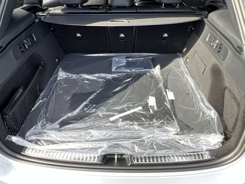 Certified 2025 Mercedes-Benz GLC 300 4MATIC image 24