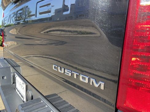 Used 2024 Chevrolet Silverado 1500 Custom Trail Boss AWD/4WD image 51