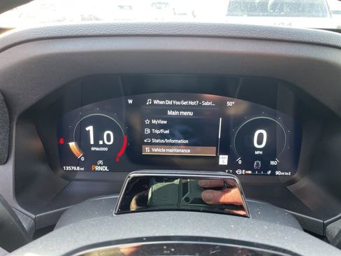 Used 2025 Ford Explorer Platinum w/ Ultimate Package image 31