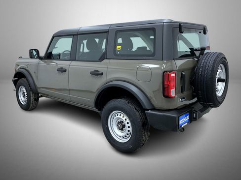 New 2025 Ford Bronco 4-Door image 7