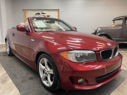Used 2013 BMW 128i Convertible RWD image 4