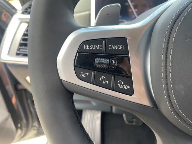 Used 2027 BMW X7 xDrive40i w/ M Sport Package AWD/4WD image 34