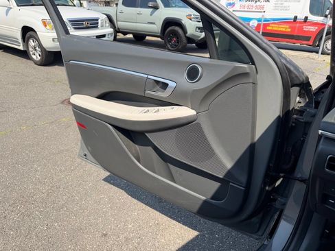 Used 2023 Hyundai Sonata SEL FWD image 16