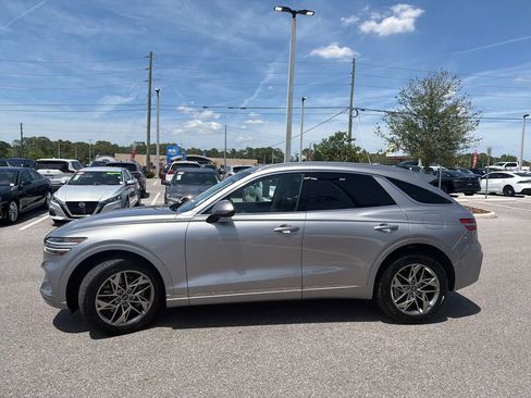 Used 2025 Genesis GV70 2.5T AWD/4WD image 4