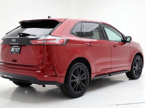 Used 2022 Ford Edge ST-Line AWD/4WD image 8
