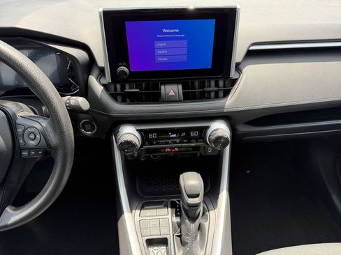 Certified 2025 Toyota RAV4 XLE AWD/4WD image 11