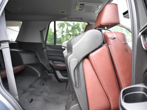 Used 2019 Chevrolet Tahoe Premier w/ Premier Plus Edition AWD/4WD image 26