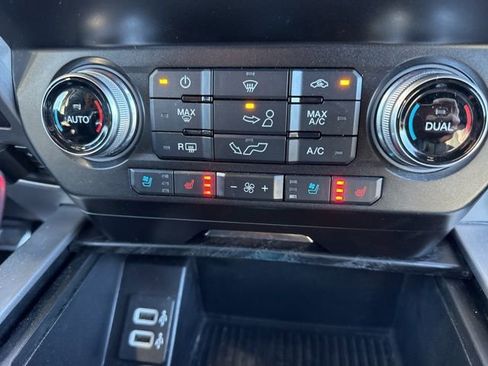 Used 2020 Ford F150 Platinum w/ Equipment Group 701A Luxury image 32