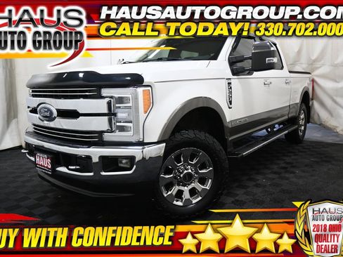 Used 2019 Ford F250 Lariat w/ Lariat Ultimate Package image 1