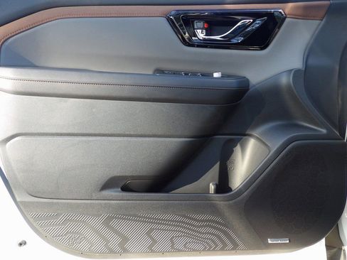 New 2025 Subaru Forester Sport w/ Popular Package image 8