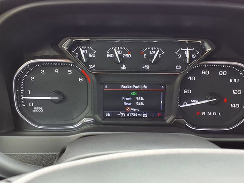 Used 2022 GMC Sierra 2500 AT4 w/ AT4 Preferred Package AWD/4WD image 26