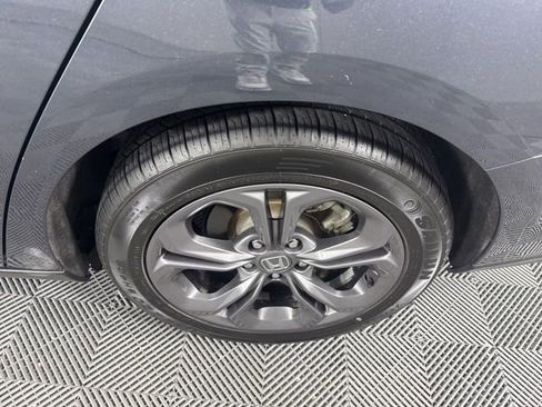 Used 2023 Honda Accord EX image 10