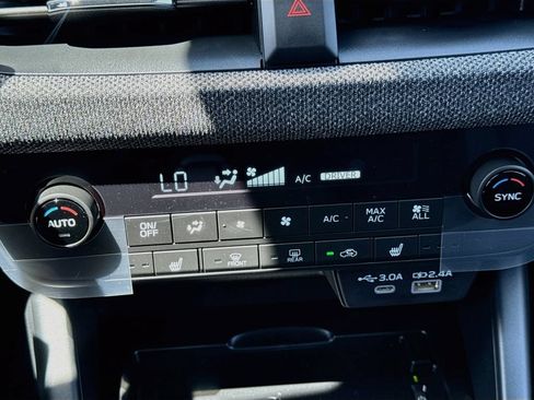 New 2026 Subaru Outback Premium AWD/4WD image 19