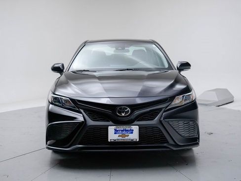Used 2023 Toyota Camry SE image 12